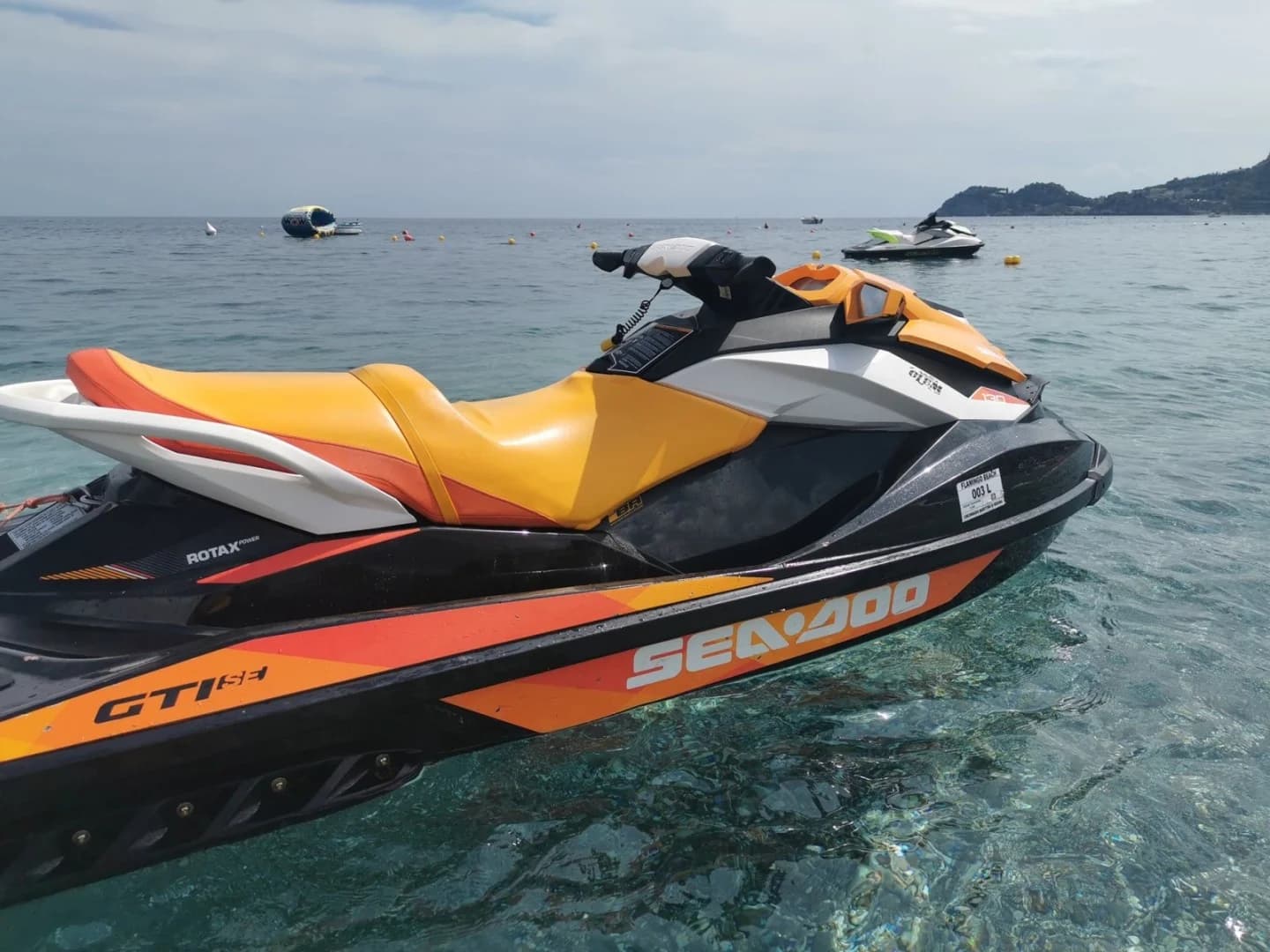 Noleggio gommoni e moto d'acqua